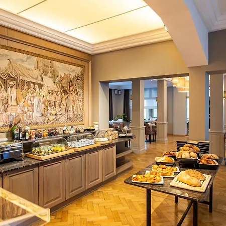 Ambassador 3* De Panne