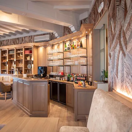 Hotell Ambassador