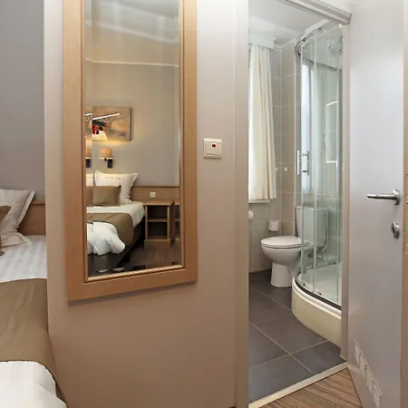 Ambassador Hotell De Panne