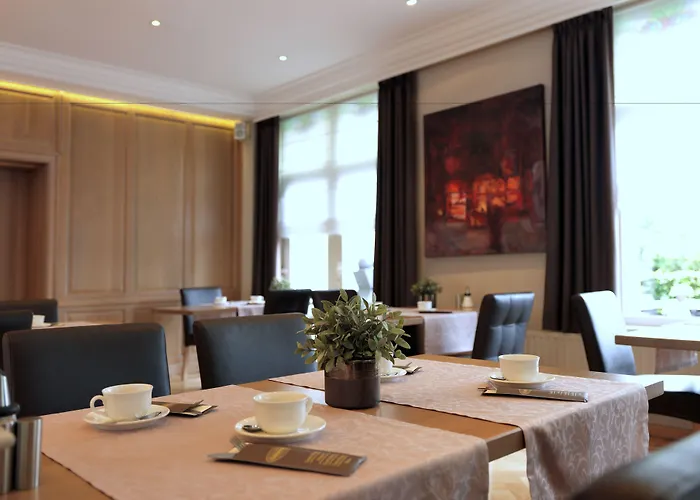 Ambassador Hotel De Panne