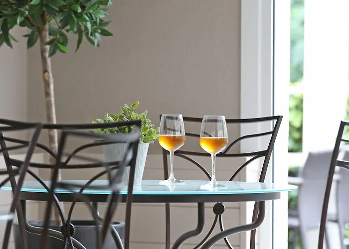 Ambassador 3* デ パンネ